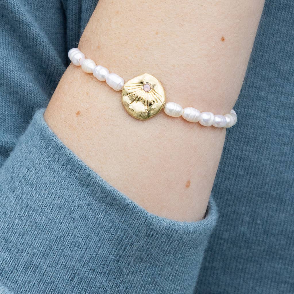 Scout Curated Wears - Pearl Affirmation Bracelet - Love/Gold