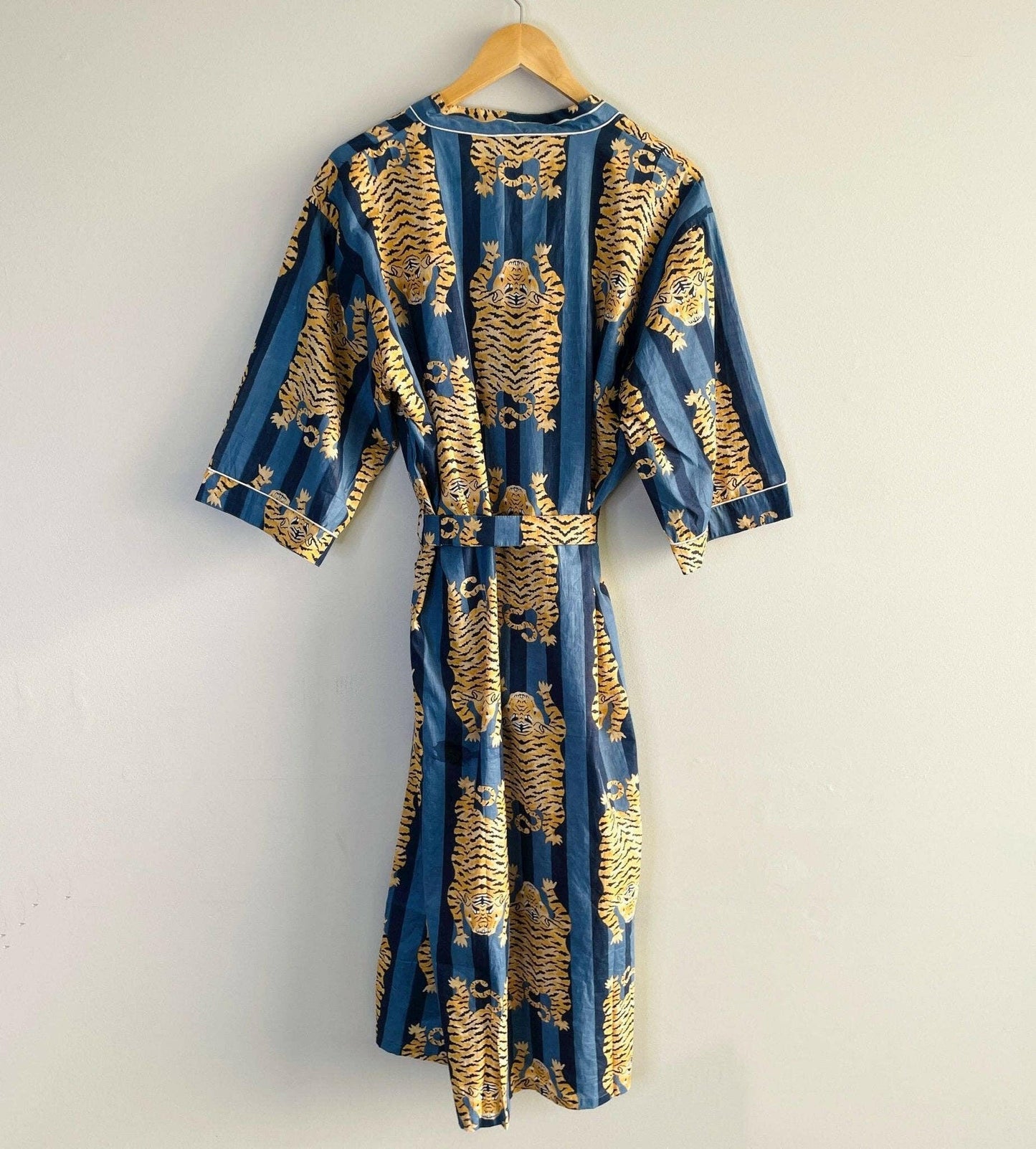 100% Cotton Block Printed Kimono Robe- Blue Tiger - Pink Pig