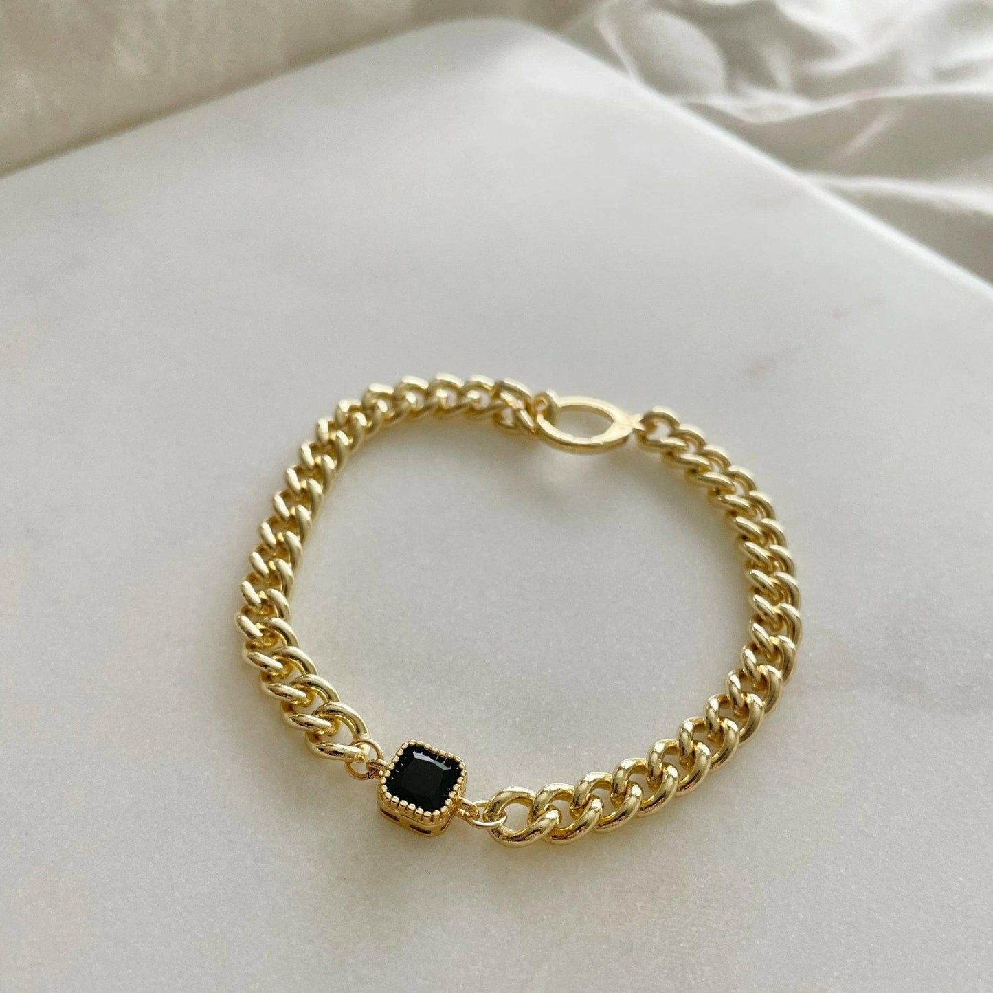 Night Bird Bracelet Black Stone Gold Chain Bracelet filled - Pink Pig