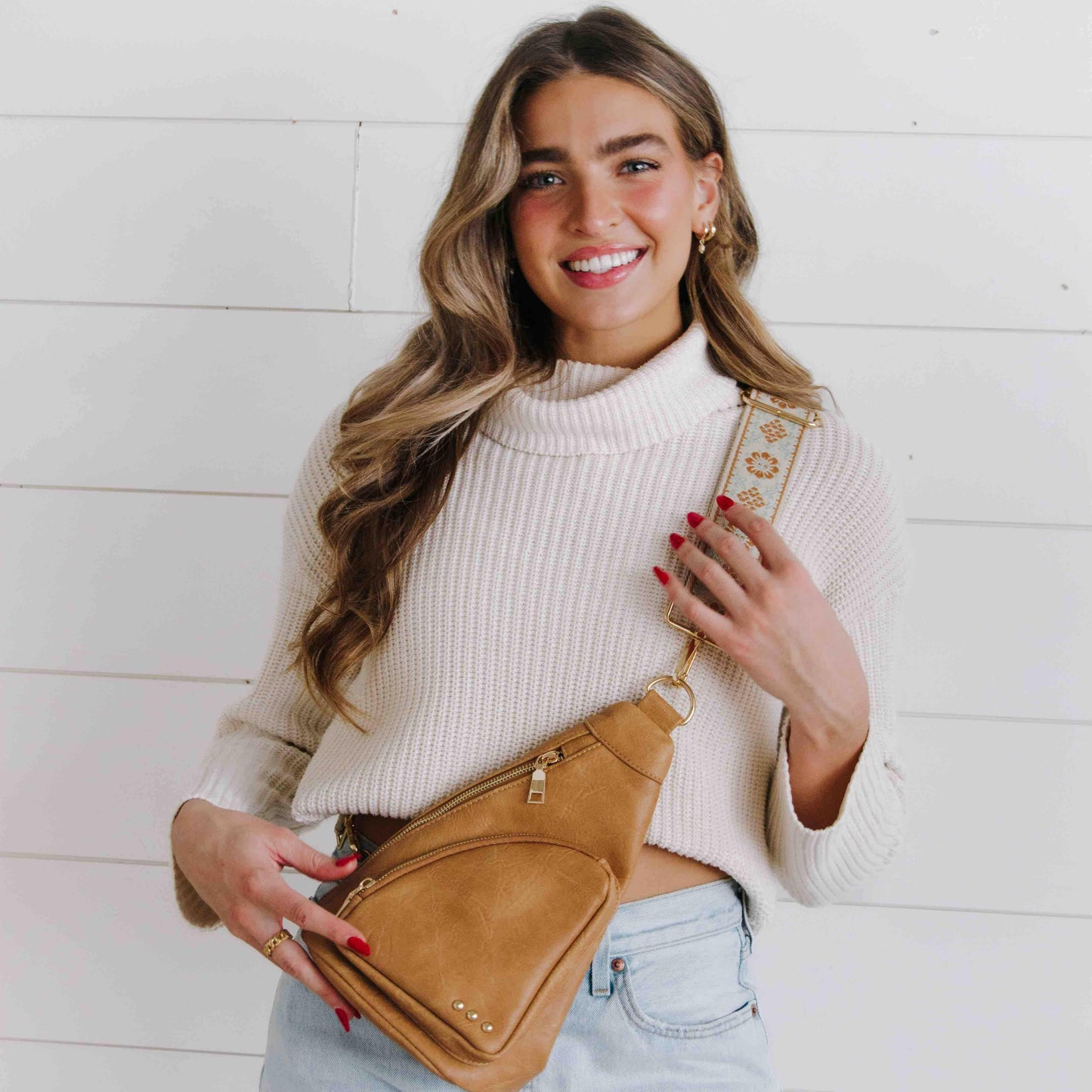 Austin Sling Bag: Caramel - Pink Pig