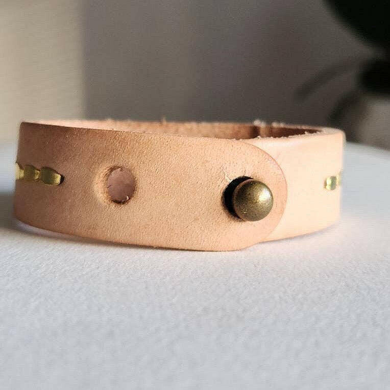 Royal Hippie Natural Buff Ruby Leather Cuff Bracelet - Pink Pig