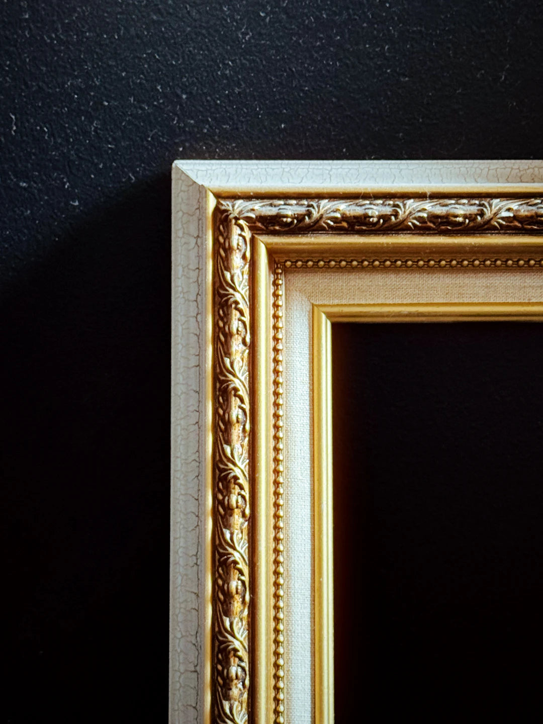 Timeless Brass Photo Frames to Showcase Your Memories