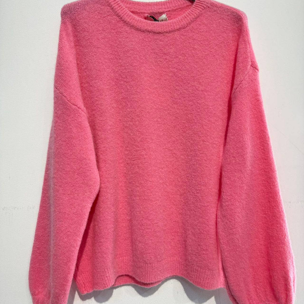 
                  
                    NOELINE - Superfine alpaca and wool sweater 7548 - Pink Pig
                  
                