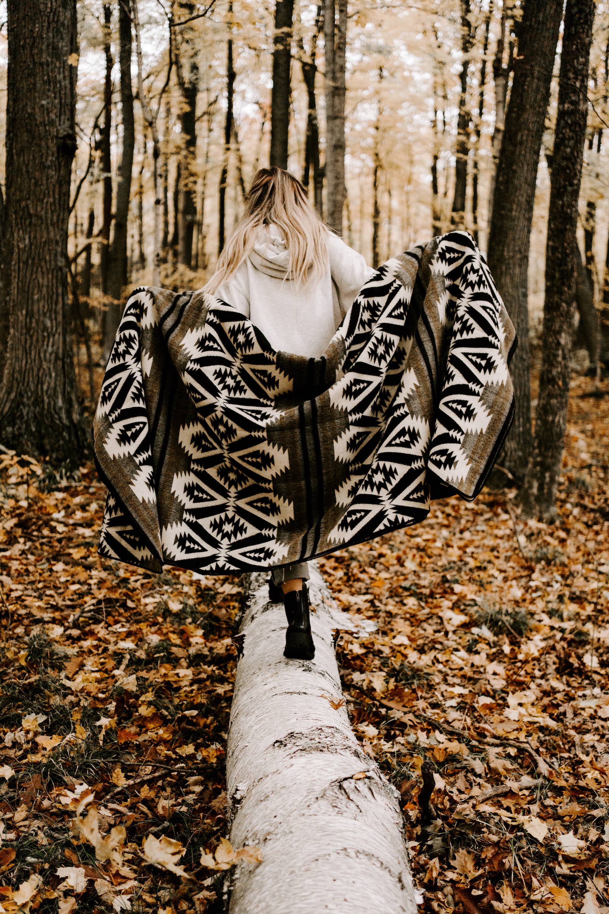 Quichua Blanket - Evergreen Autumn - Thumbnail 4