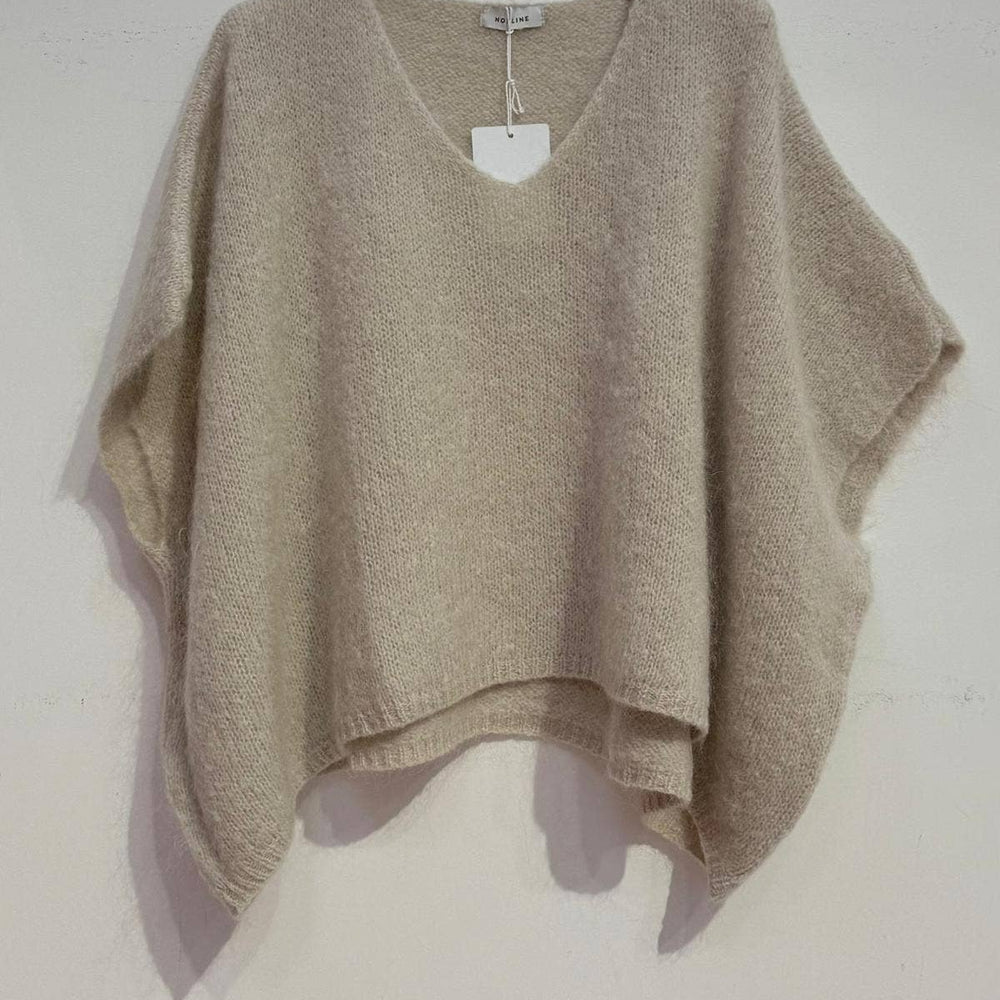 
                  
                    NOELINE - Mohair poncho sweater 7627 - Pink Pig
                  
                