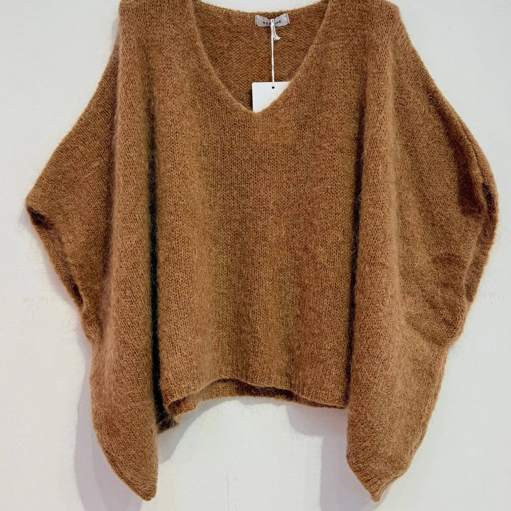 
                  
                    NOELINE - Mohair poncho sweater 7627 - Pink Pig
                  
                