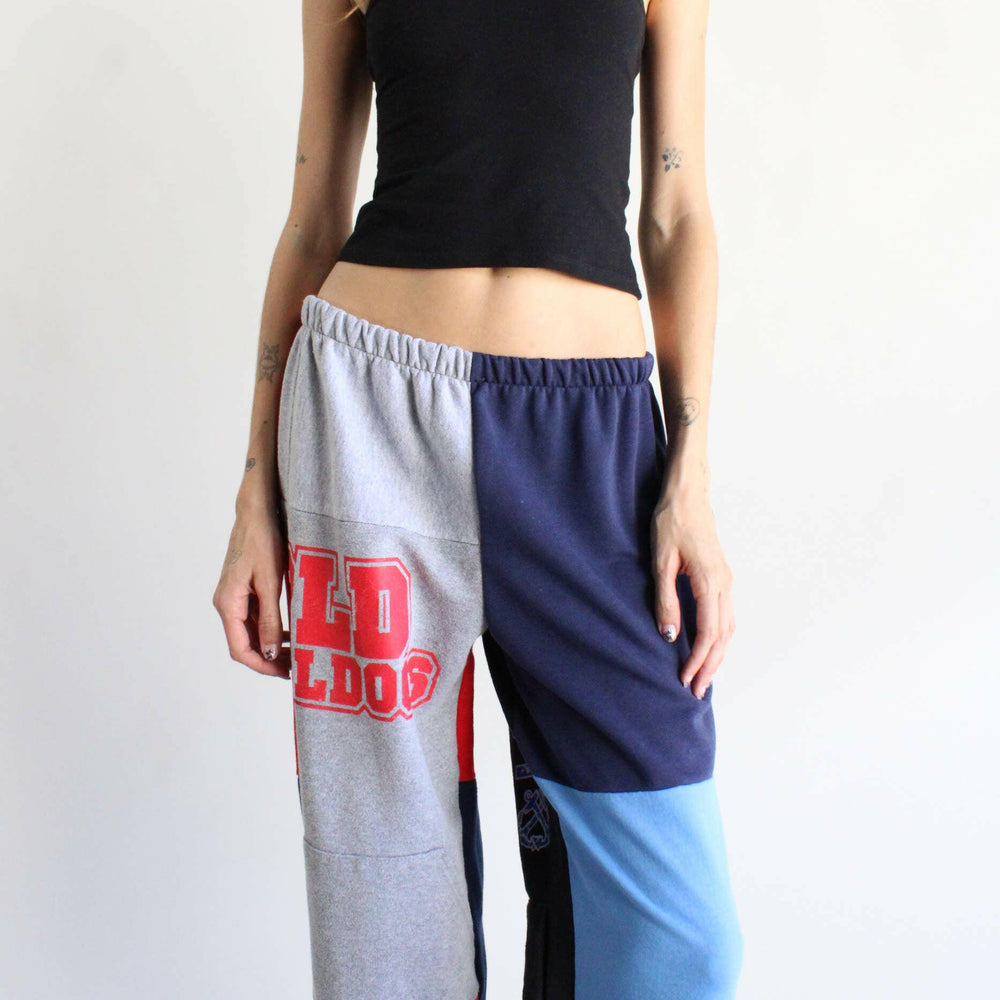 
                  
                    American Recycled Clothing - Sweatshirt Pants Bundle - Pink Pig
                  
                