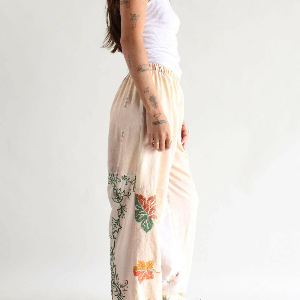 
                  
                    American Recycled Clothing - Embroidered Pieced Pant Bundle - Pink Pig
                  
                