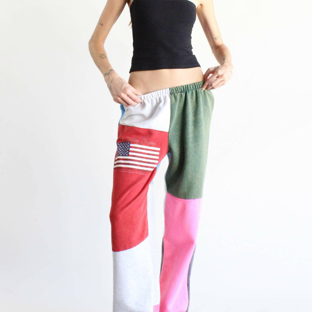
                  
                    American Recycled Clothing - Sweatshirt Pants Bundle - Pink Pig
                  
                