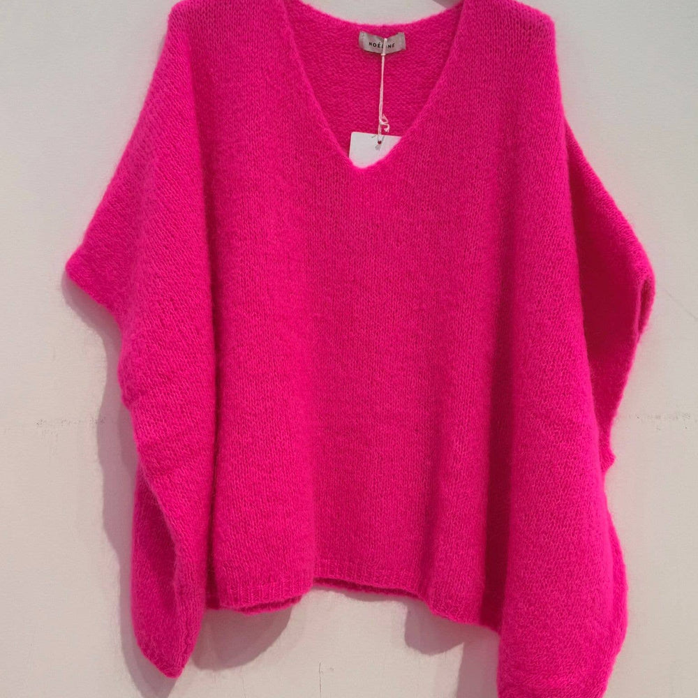 
                  
                    NOELINE - Mohair poncho sweater 7627 - Pink Pig
                  
                