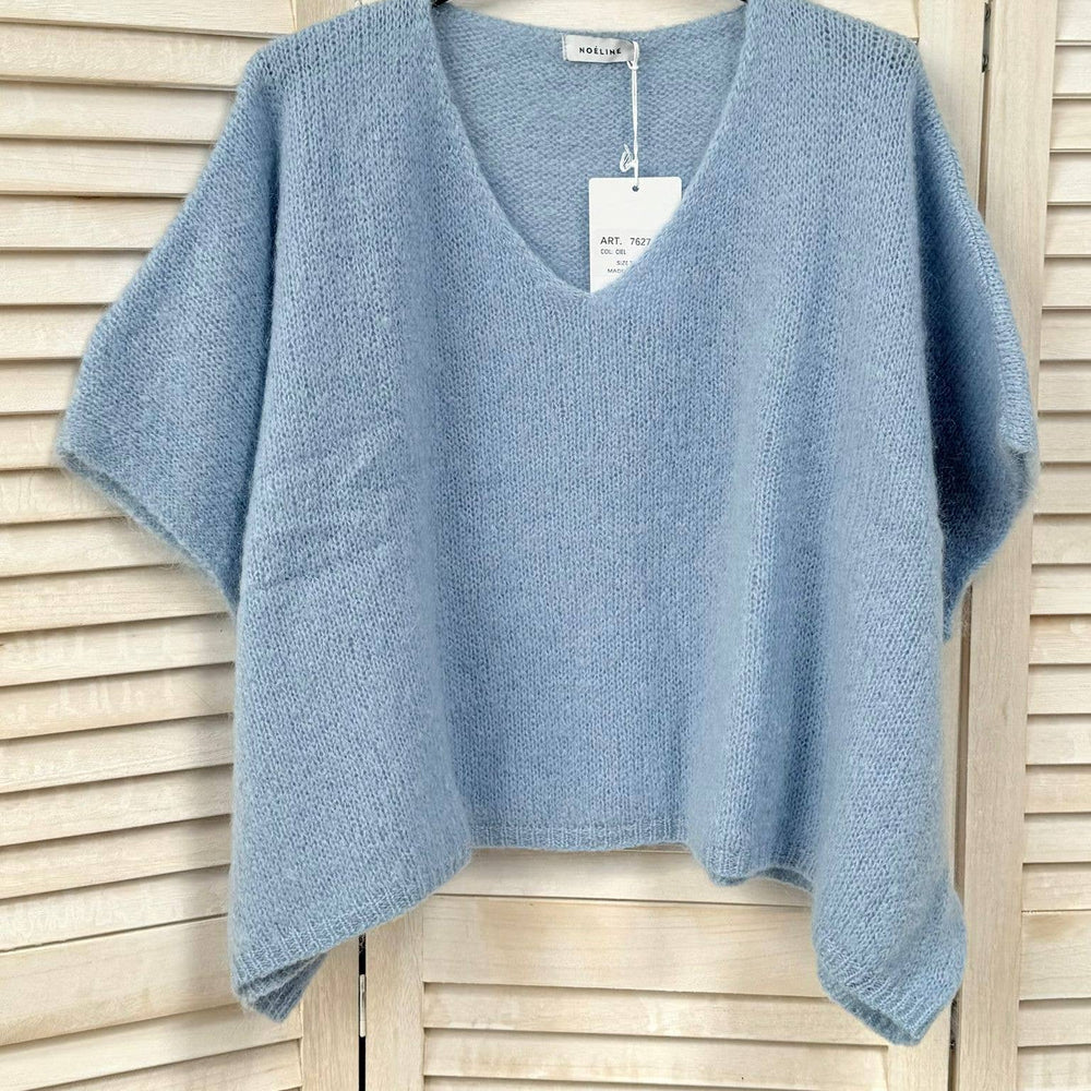 
                  
                    NOELINE - Mohair poncho sweater 7627 - Pink Pig
                  
                