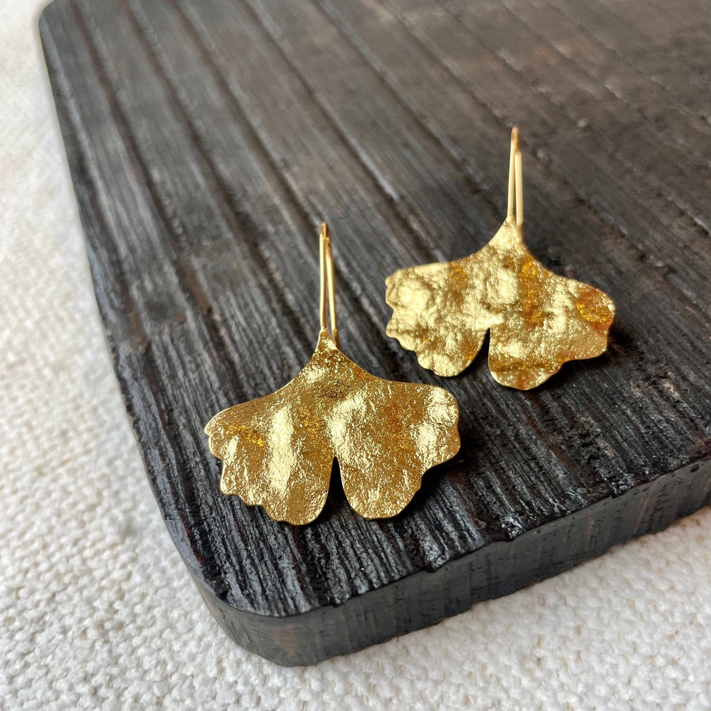 
                  
                    Gold Ginkgo Leaf Threader Earrings - Pink Pig
                  
                