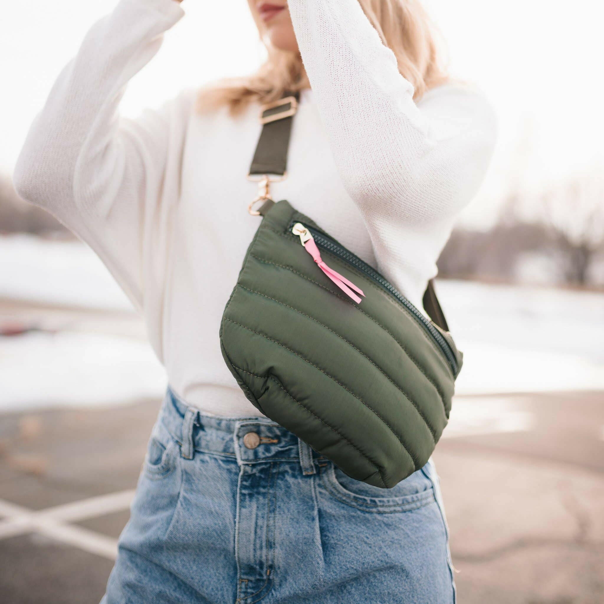 小物 BELPER FRILLS BELT BAG BELPER(ベルパー)のFRILLS BELT BAG BLACK(バッグ)の通販