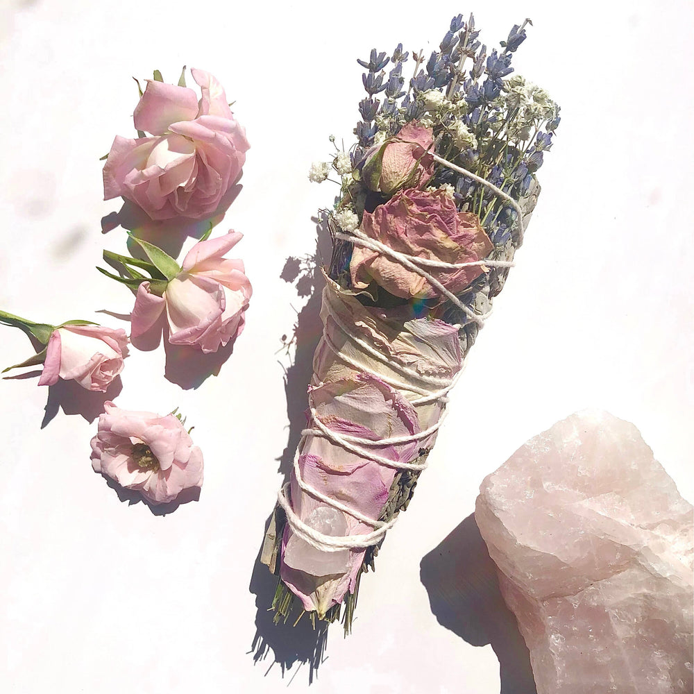 Love Sage Bundle Rose Quartz Cleansing aura & sacred space - Pink Pig