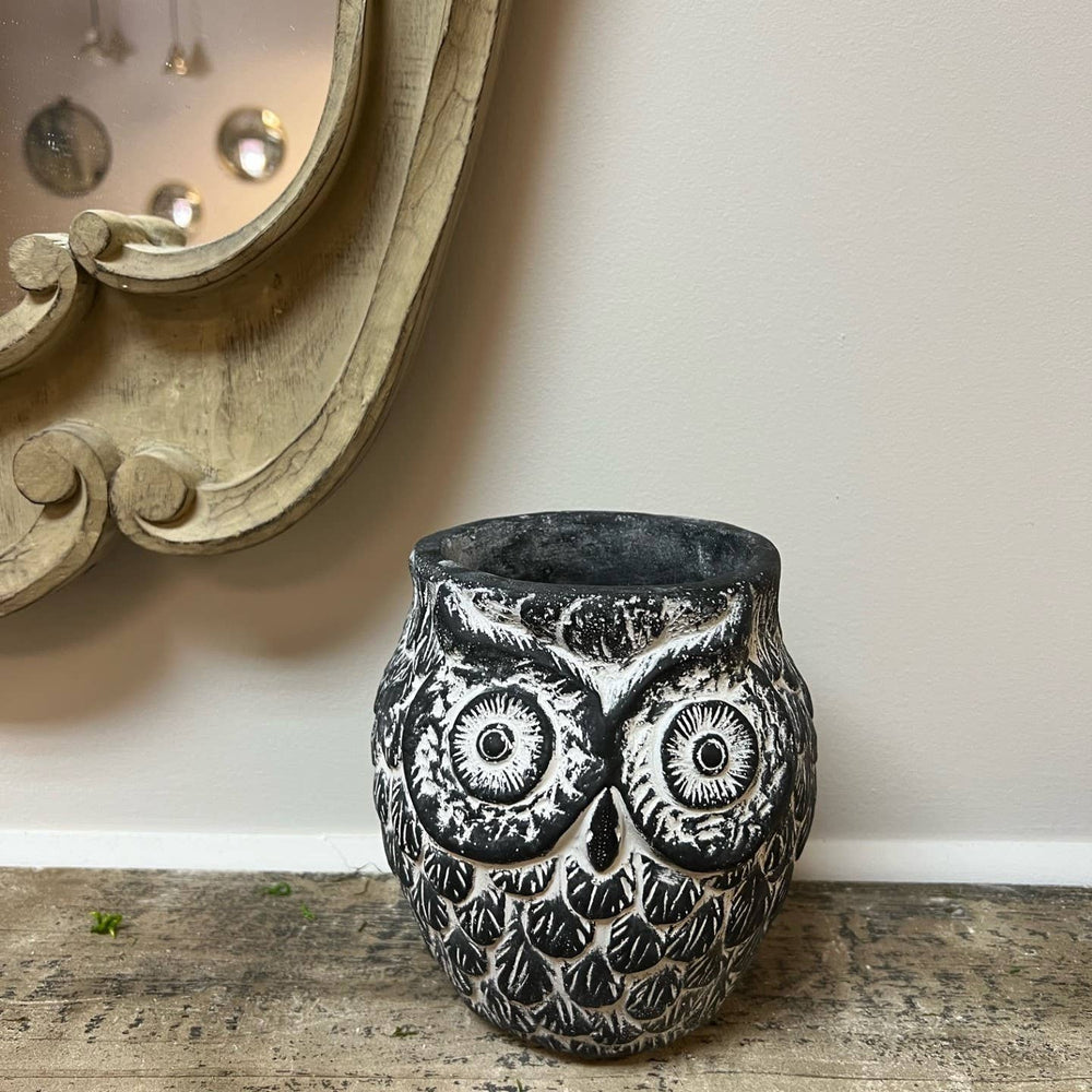 
                  
                    Vagabond Vintage - CEMENT OWL PLANTER - Pink Pig
                  
                