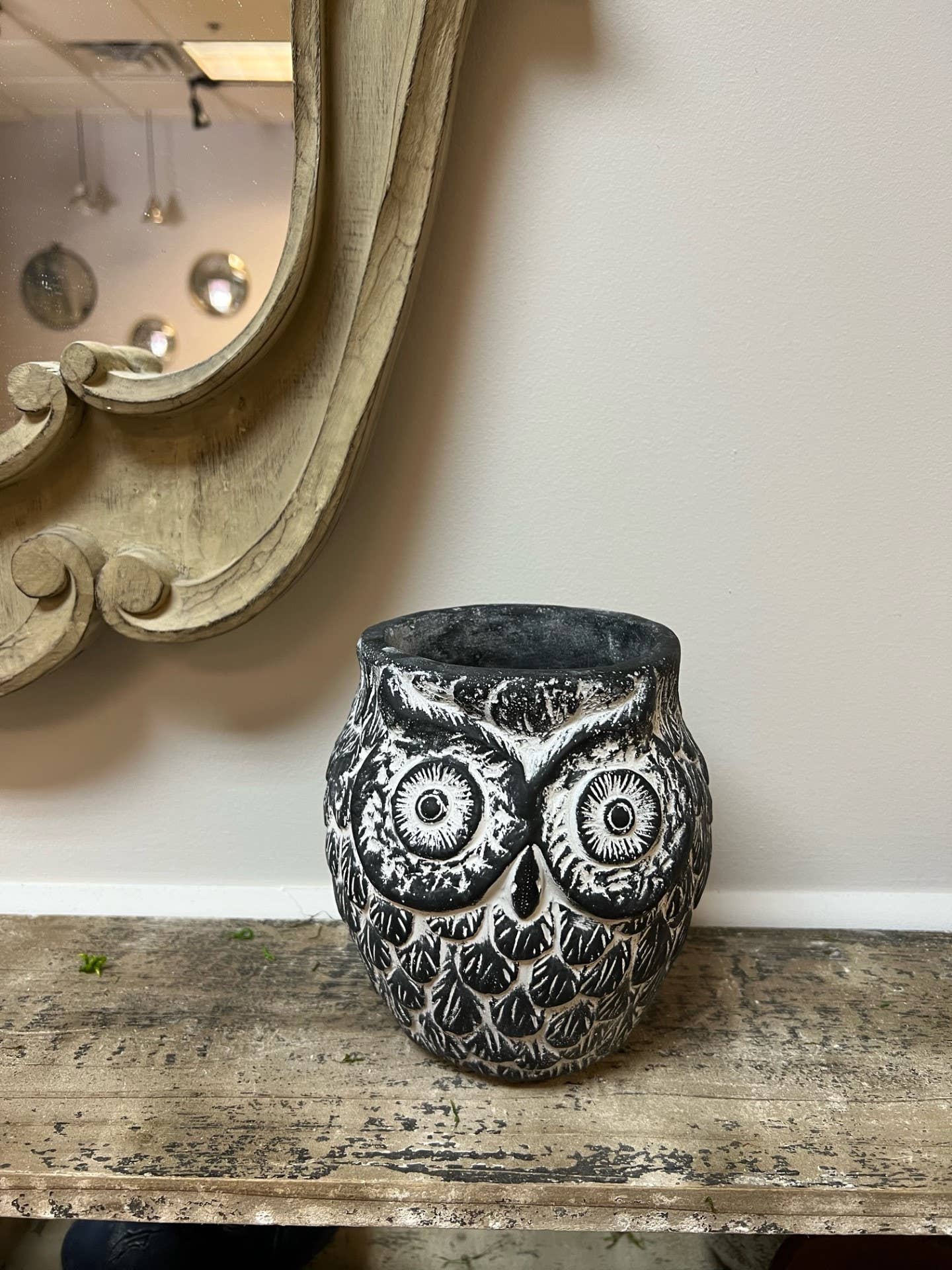 Vagabond Vintage - CEMENT OWL PLANTER - Pink Pig