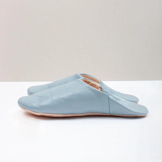 Moroccan Babouche Slippers - Pearl Grey - Pink Pig