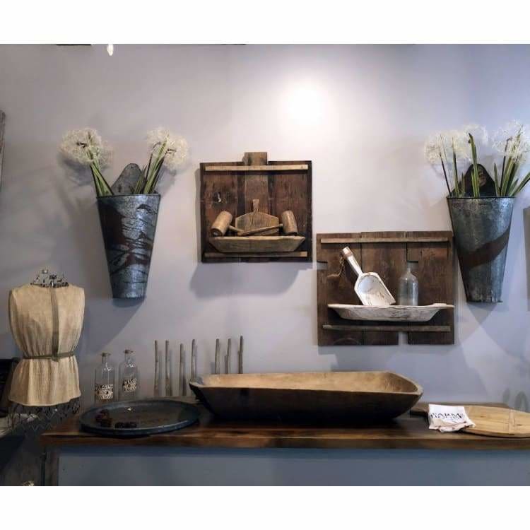 Rustic Farmhouse Barnwood Shelves - Pink Pig