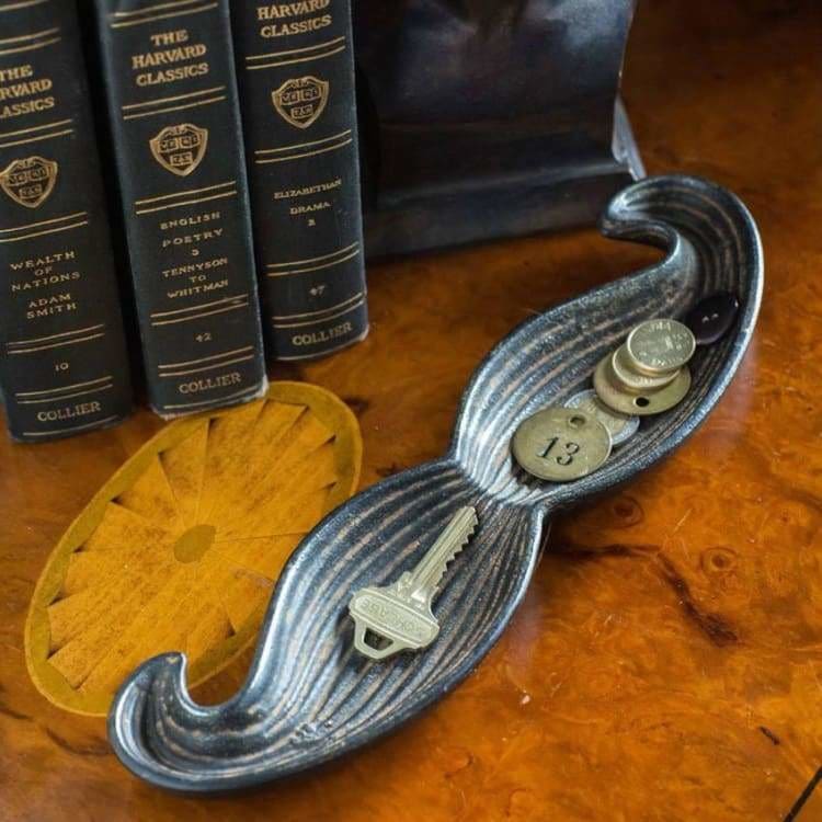 Mustache Cast Iron Dish - Pink Pig